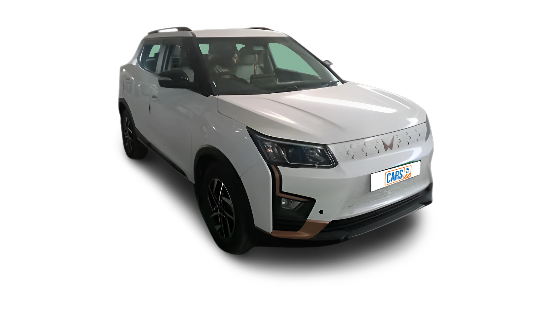 2023 Mahindra XUV400 - SUV - Electric - Automatic - ₹8.98 lakh